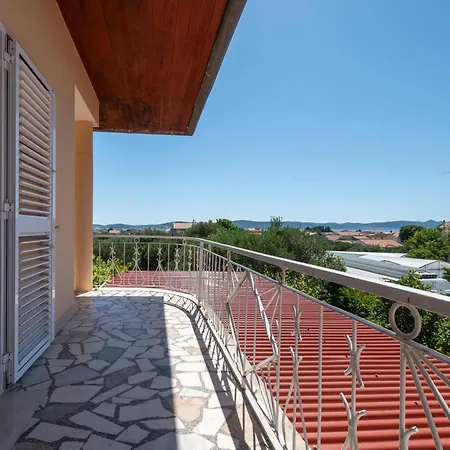 Appartement With Parking Space Bibinje, Zadar - 23376 *