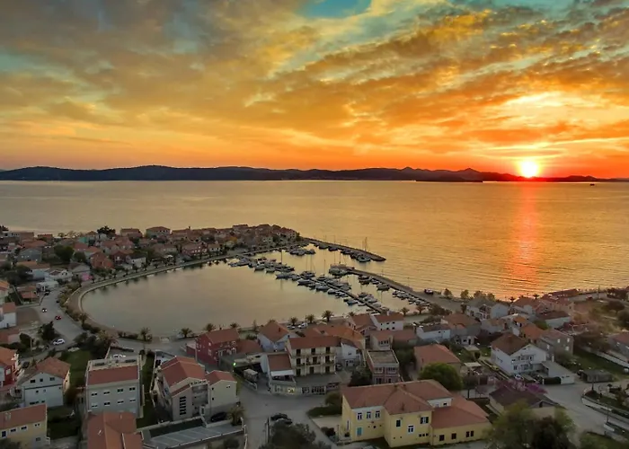 شقة With Parking Space Bibinje, Zadar - 23376 بيبينيا